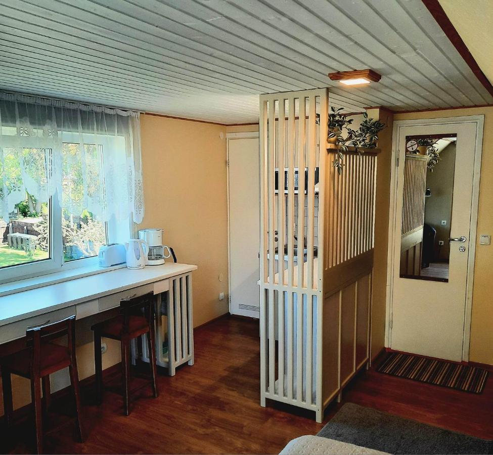 Paerna Guesthouse & Apartments 쿠레사아레 외부 사진