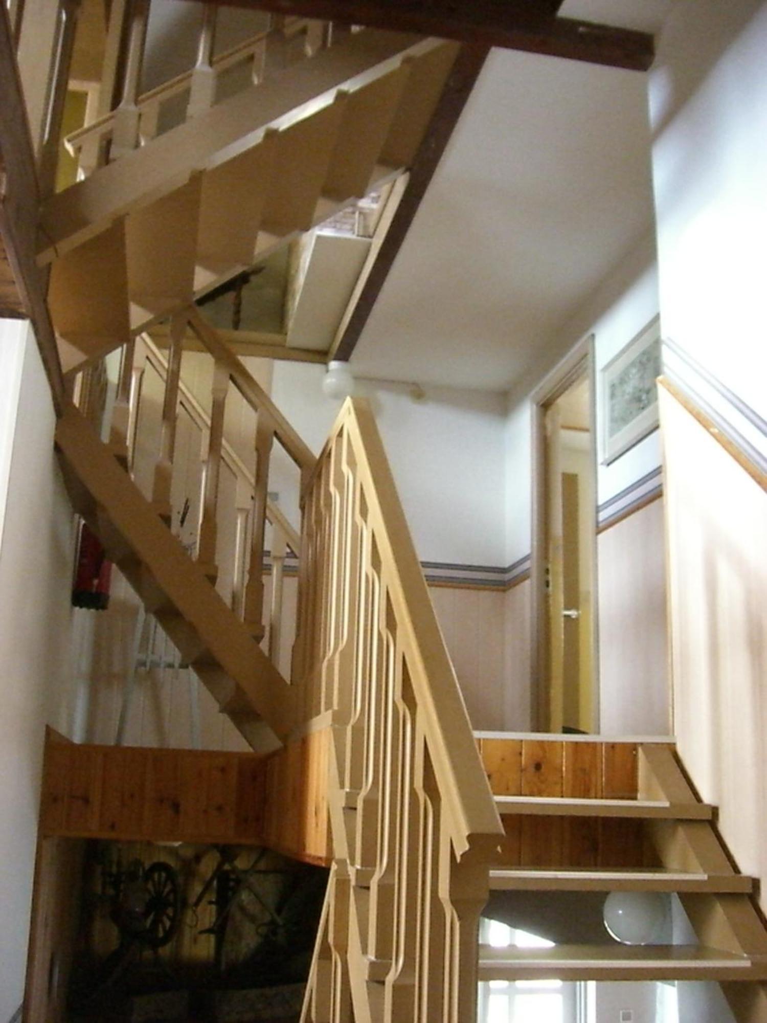 Paerna Guesthouse & Apartments 쿠레사아레 외부 사진