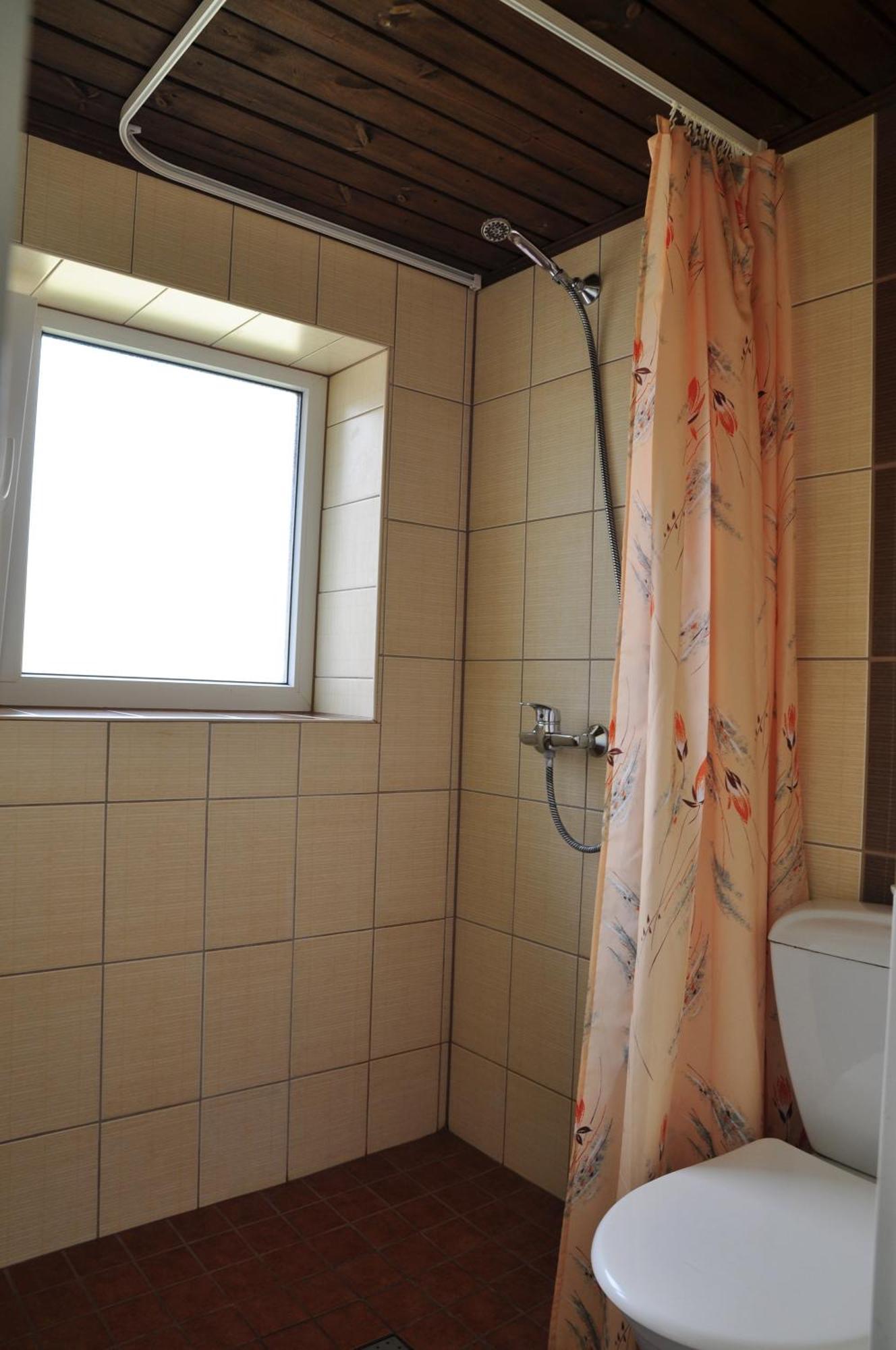 Paerna Guesthouse & Apartments 쿠레사아레 객실 사진